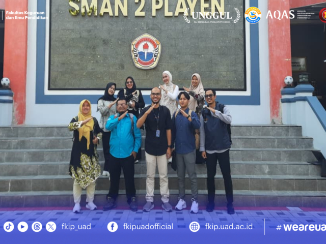 FKIP UAD Bekali Siswa SMA Negeri 2 Playen Keterampilan Public Speaking dan Manajemen Waktu