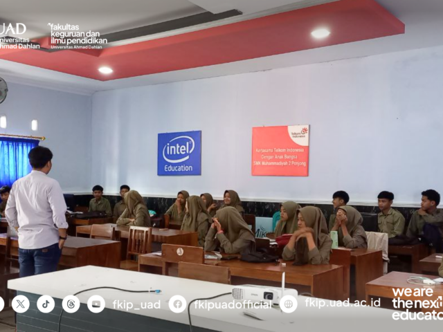 FKIP UAD Goes To School: Inspirasi Kuliah Demi Karir Masa Depan di SMK Muhammadiyah Ponjong