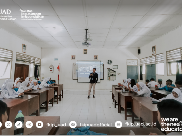 FKIP UAD Goes To School: Motivasi Pendidikan Tinggi untuk Siswa SMAN 1 Panggang