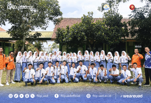 FKIP UAD Kenalkan Dunia Karier dan Perkuliahan di SMA N 11 Purworejo