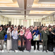 Kuasai Koding dan AI, Calon Guru FKIP Siap Hadapi Digitalisasi (4)