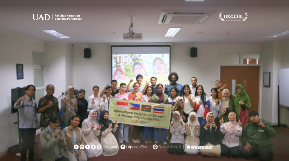 Mahasiswa PBI Bedah ‘Tilik’ di International Review Film