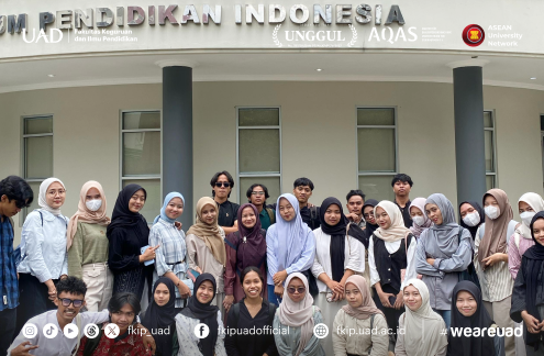 Mahasiswa PPKn UAD Telusuri Jejak Manajemen Pendidikan