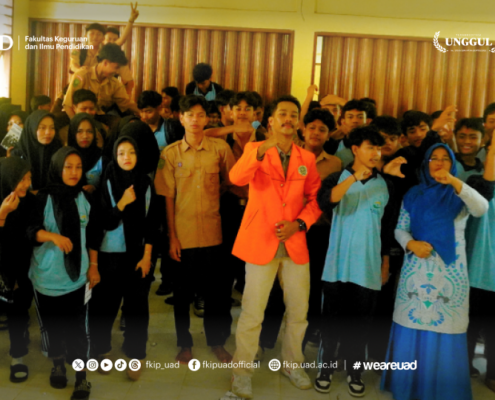 Mahasiswa UAD Kenalkan Pendidikan Tinggi di SMK Ujungbatu