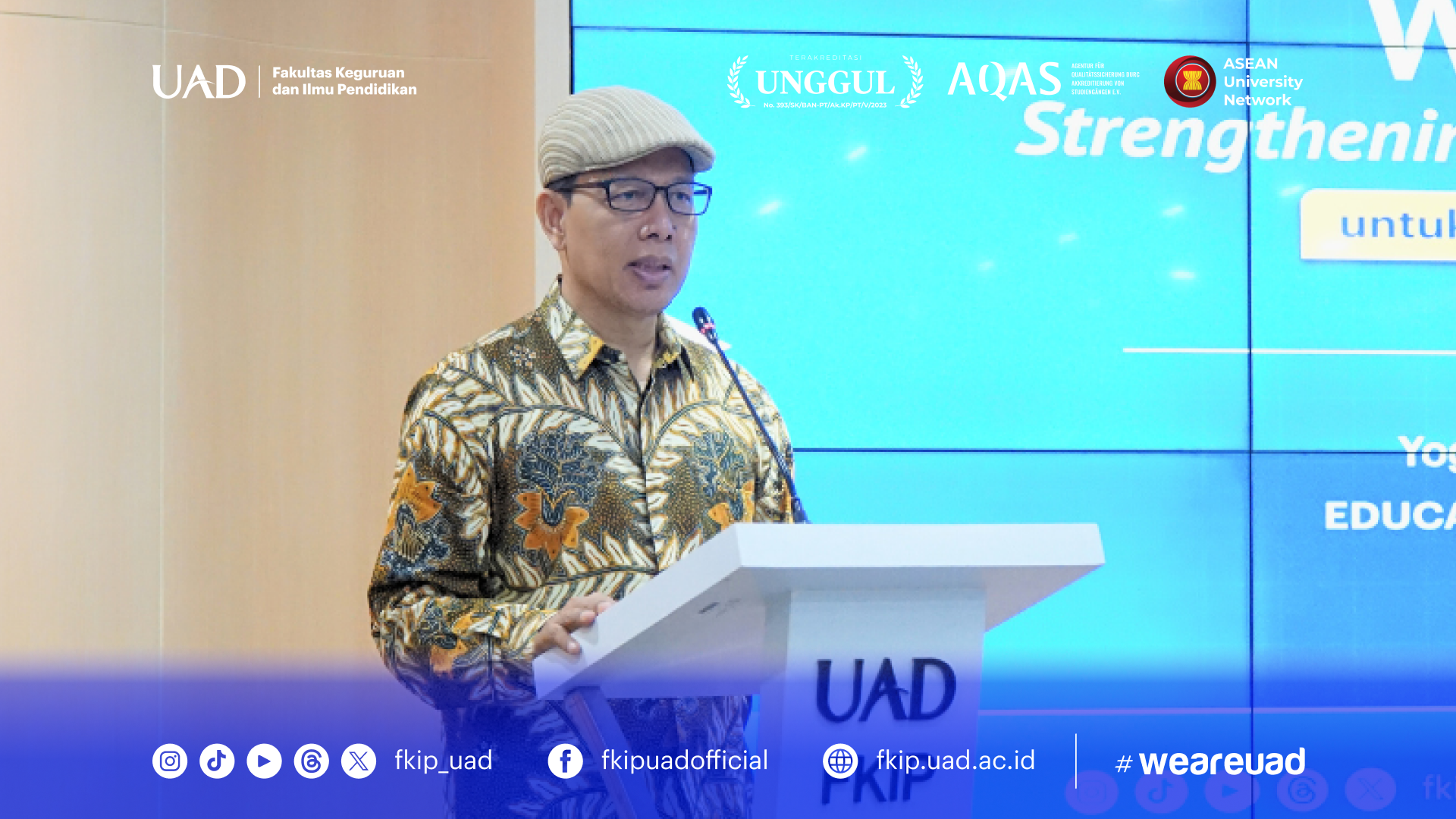 Muhammad Sayuti, Ph.D., menyampaikan sambutan