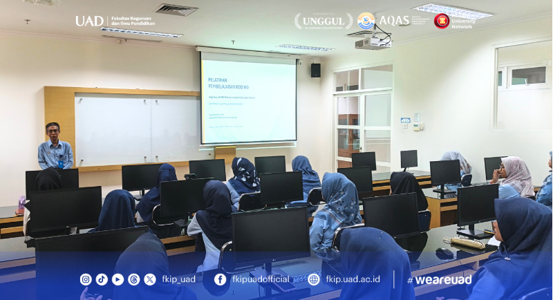 Pendidikan Matematika FKIP UAD Latih Guru SD/MI dalam Pembelajaran Koding