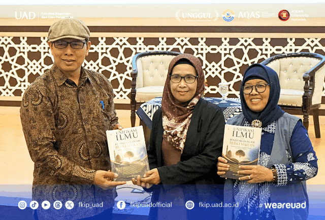 Peneguhan Komitmen FKIP #8 Dorong Healthy, Growing, dan Safe Faculty