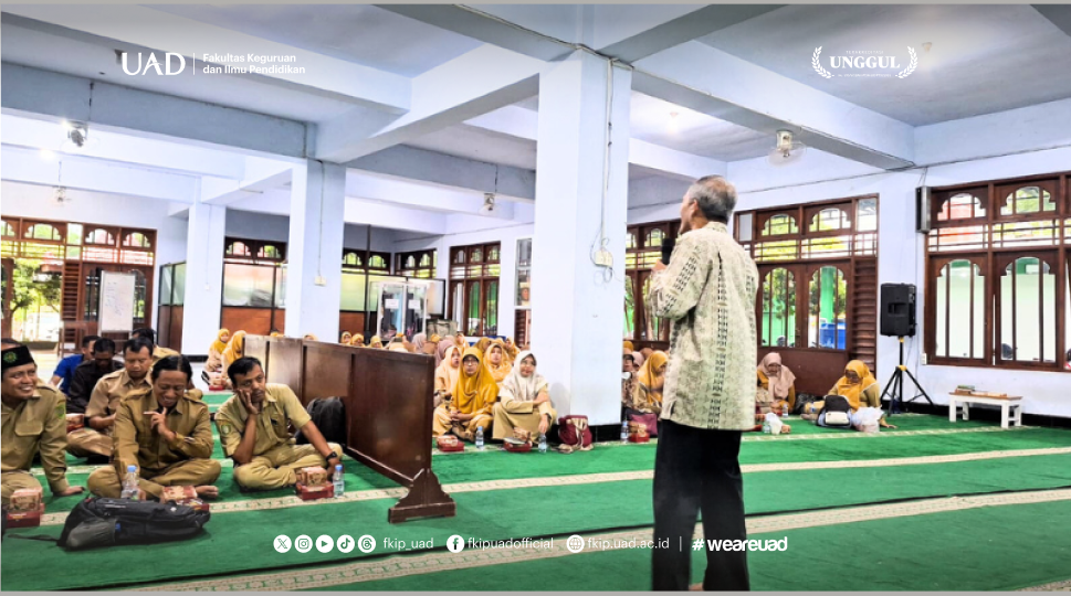 Dr. Achadi Budi Santosa, M.Pd., memberikan penguatankomitmen untuk anggota PCM Bantul