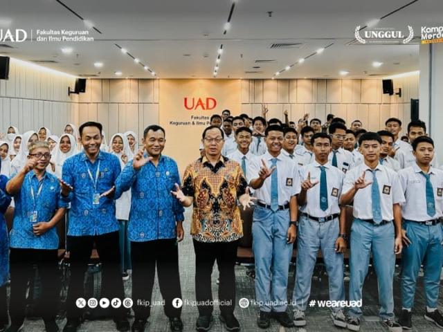 FKIP Ajak Siswa SMK Muhammadiyah 2 Andong Bangun Networking dan Potensi Diri