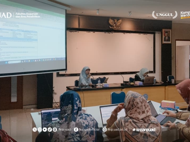 Workshop ePakdos: Langkah Strategis Dosen FKIP UAD Menuju Lektor Kepala