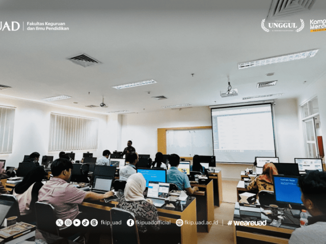 FKIP UAD Upgrade Skill Desain Tim Sosmed dan Websitenya